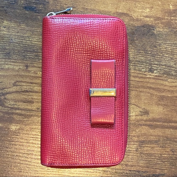 Authentic Chloe Bow Zip Long Wallet - Picture 2 of 13